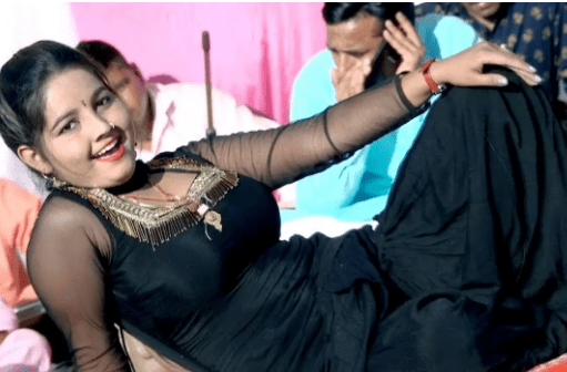 sunita-baby-haryanvi-dancer